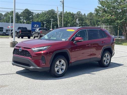 2022 Toyota RAV4 Hybrid XLE