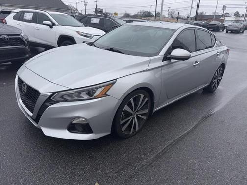 2020 Nissan Altima 2.0 Platinum