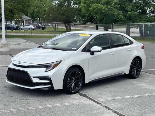 2023 Toyota Corolla Hybrid SE
