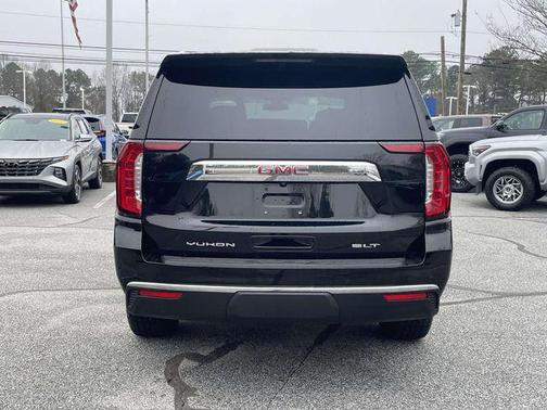 2021 GMC Yukon SLT