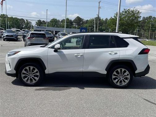 2024 Toyota RAV4 XLE Premium