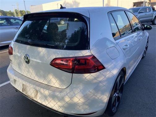 2015 Volkswagen Golf GTI 2.0T S 4-Door