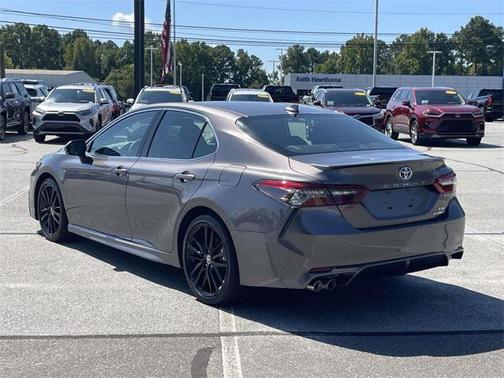 2023 Toyota Camry Hybrid SE