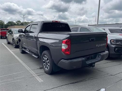 2019 Toyota Tundra SR5