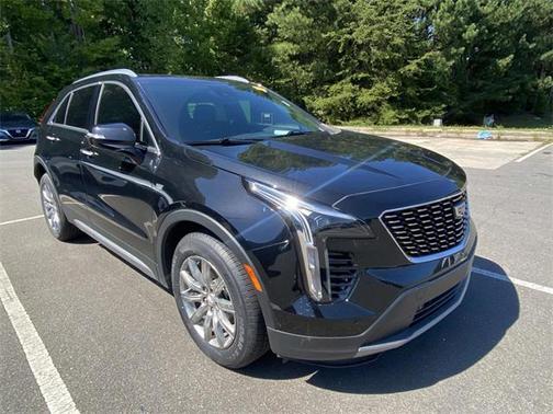 2022 Cadillac XT4 Premium Luxury