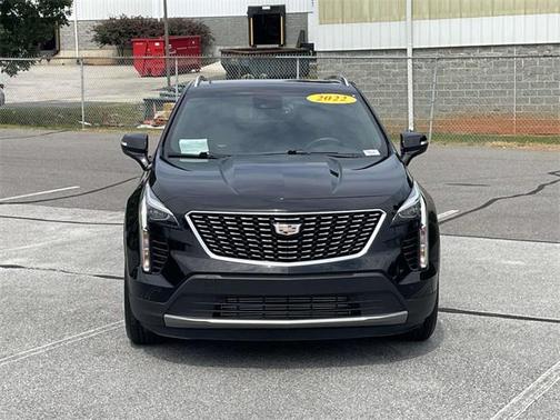 2022 Cadillac XT4 Premium Luxury
