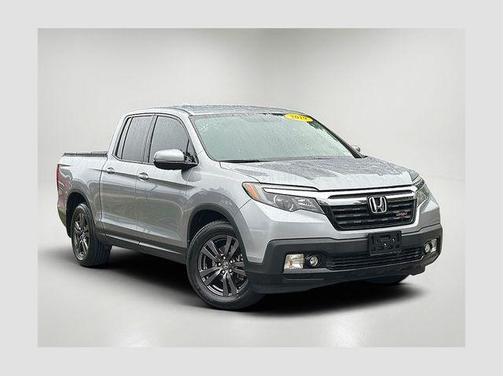 Deep Scarlet Pearl 2019 Honda Ridgeline Sport