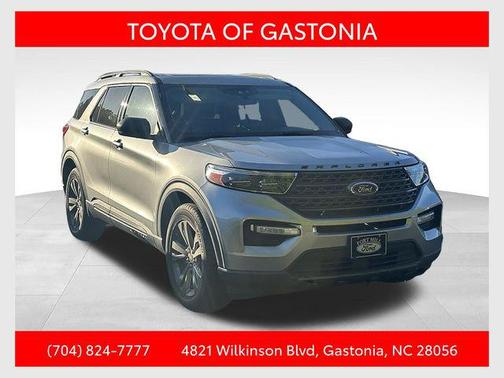 Silver Metallic 2021 Ford Explorer XLT