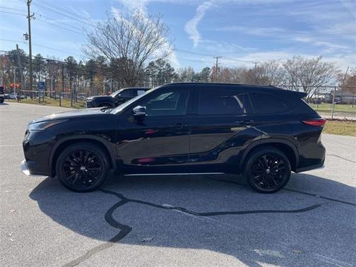 2023 Toyota Highlander XSE