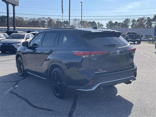 2023 Toyota Highlander XSE