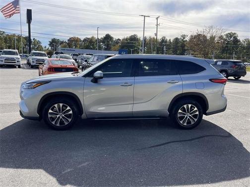 2020 Toyota Highlander XLE