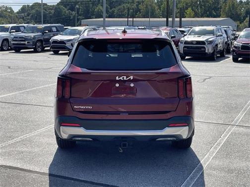 2024 Kia Sorento S
