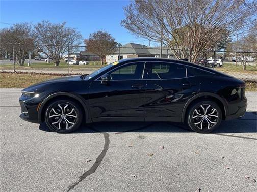 2024 Toyota Crown XLE