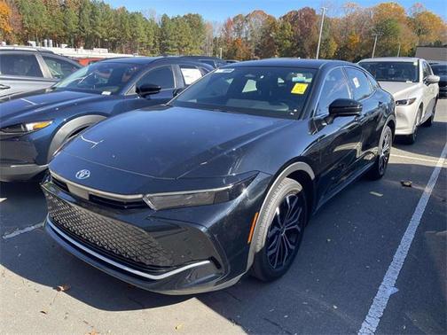 2024 Toyota Crown XLE