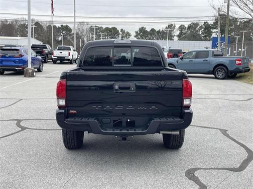 2022 Toyota Tacoma SR