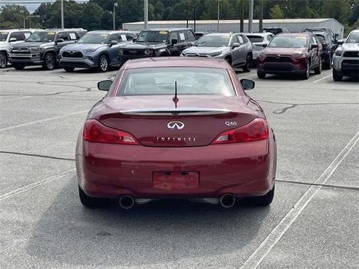 2015 INFINITI Q60 S