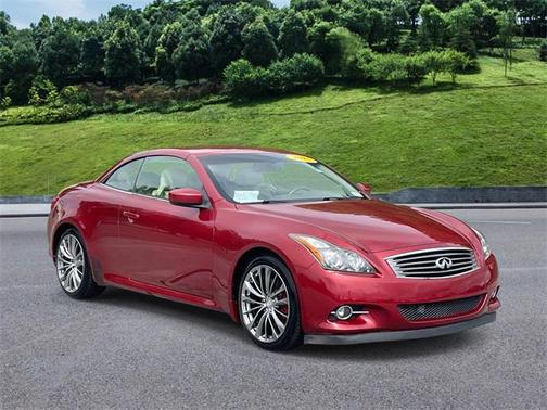 2015 INFINITI Q60 S