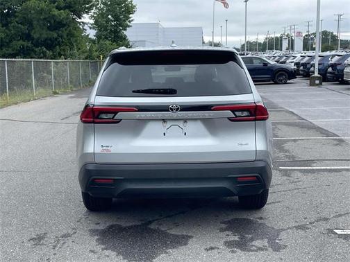 2024 Toyota Grand Highlander Hybrid XLE