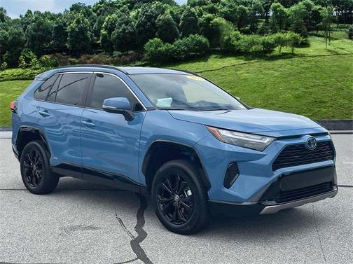 2023 Toyota RAV4 Hybrid SE