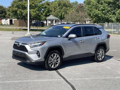 2023 Toyota RAV4 XLE Premium