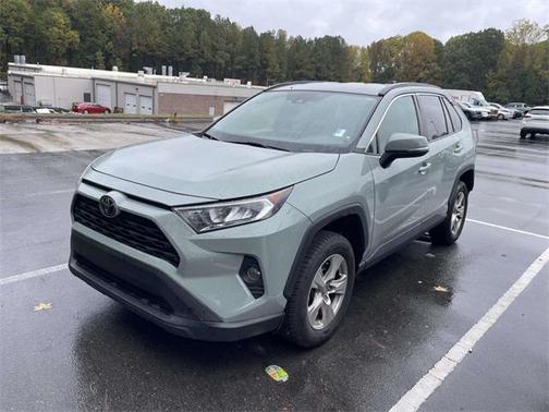 2020 Toyota RAV4 XLE