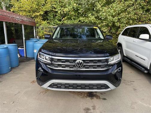 2022 Volkswagen Atlas 2.0T SE w/Technology