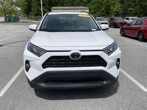 2020 Toyota RAV4 XLE