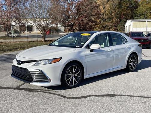 2022 Toyota Camry XLE