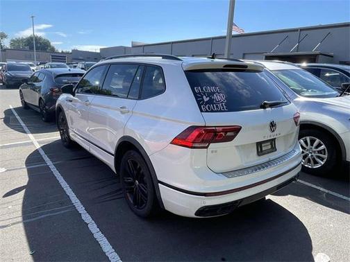 2022 Volkswagen Tiguan 2.0T SE R-Line Black 4MOTION