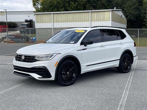 2022 Volkswagen Tiguan 2.0T SE R-Line Black 4MOTION