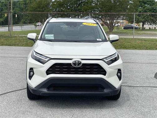 2022 Toyota RAV4 XLE Premium