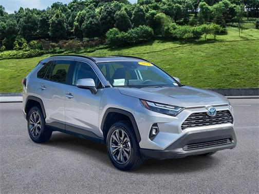 2023 Toyota RAV4 Hybrid XLE Premium