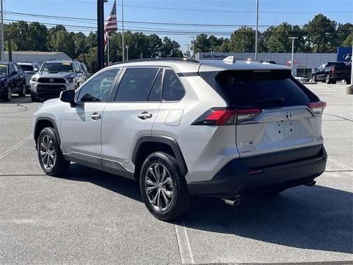 2023 Toyota RAV4 Hybrid XLE Premium