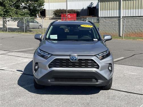 2023 Toyota RAV4 Hybrid XLE Premium