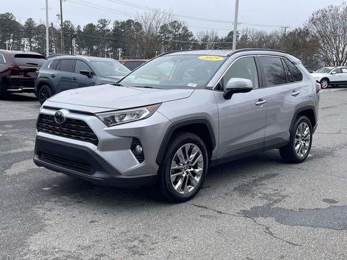 2019 Toyota RAV4 XLE Premium