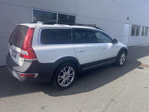 2016 Volvo XC70 T5 Drive-E Premier