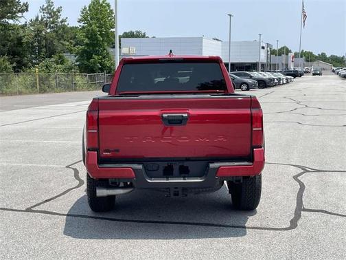 2024 Toyota Tacoma SR5