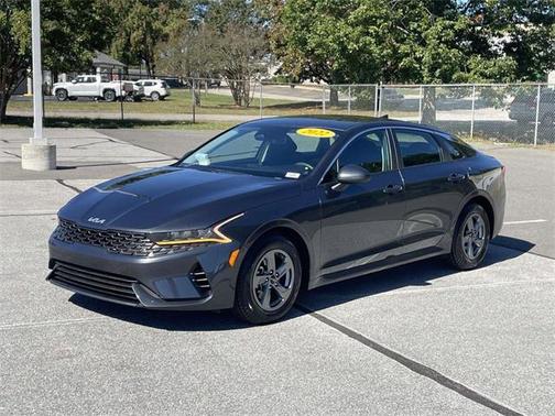 2022 Kia K5 LXS