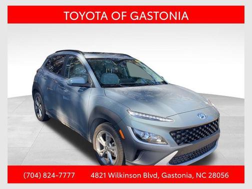 2022 Hyundai KONA SEL