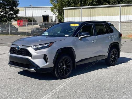 2024 Toyota RAV4 Hybrid SE