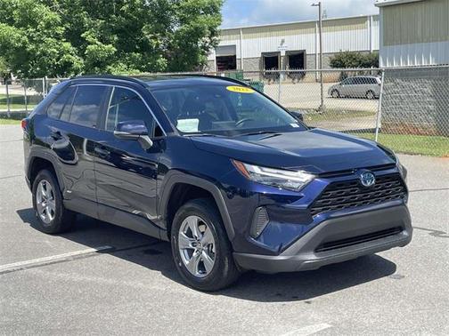 2022 Toyota RAV4 Hybrid XLE