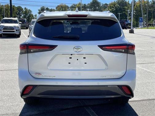 2024 Toyota Highlander Limited