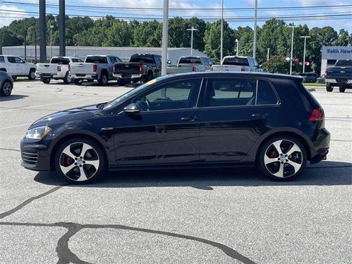 2016 Volkswagen Golf GTI 2.0T SE 4-Door