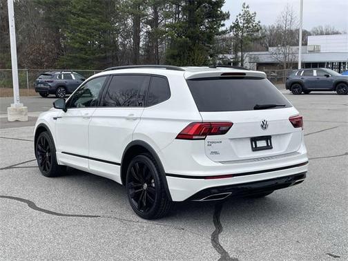 2021 Volkswagen Tiguan 2.0T SE R-Line Black