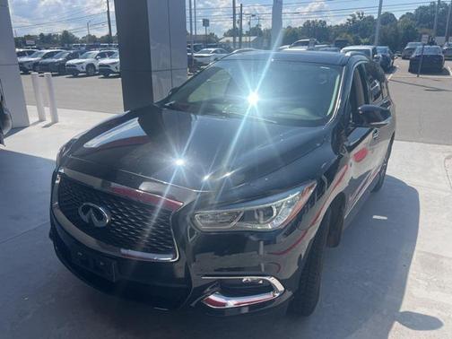 2017 INFINITI QX60 Base