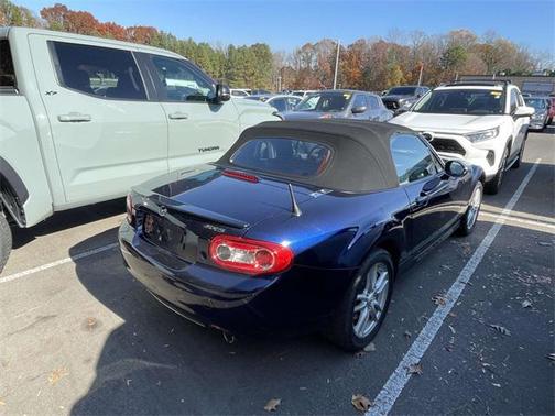 2011 Mazda MX-5 Miata Sport