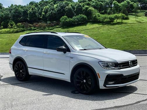 2021 Volkswagen Tiguan 2.0T SE R-Line Black