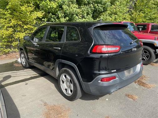 2015 Jeep Cherokee Sport