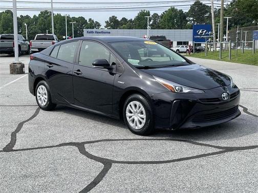 2021 Toyota Prius L