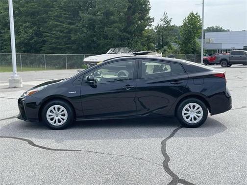 2021 Toyota Prius L